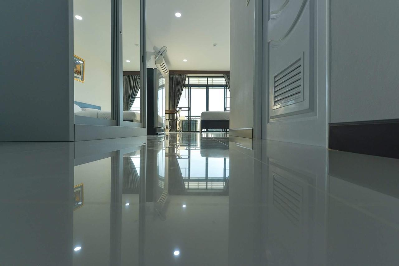 Jarat Mansion Hotel Surin Exterior photo